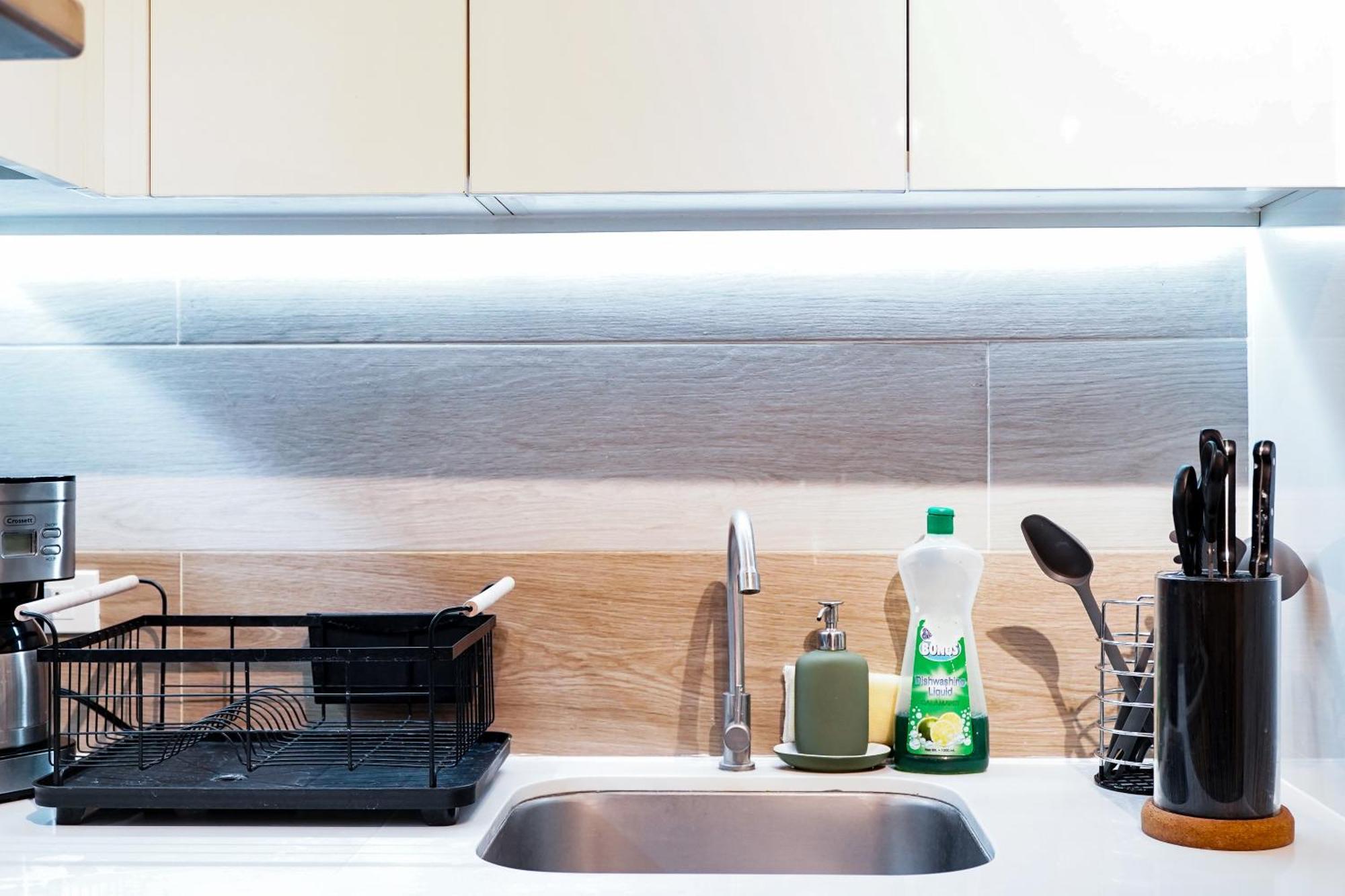 קגיאן דה אורו Modern Designed Studio Condo Near Ayala Centrio מראה חיצוני תמונה