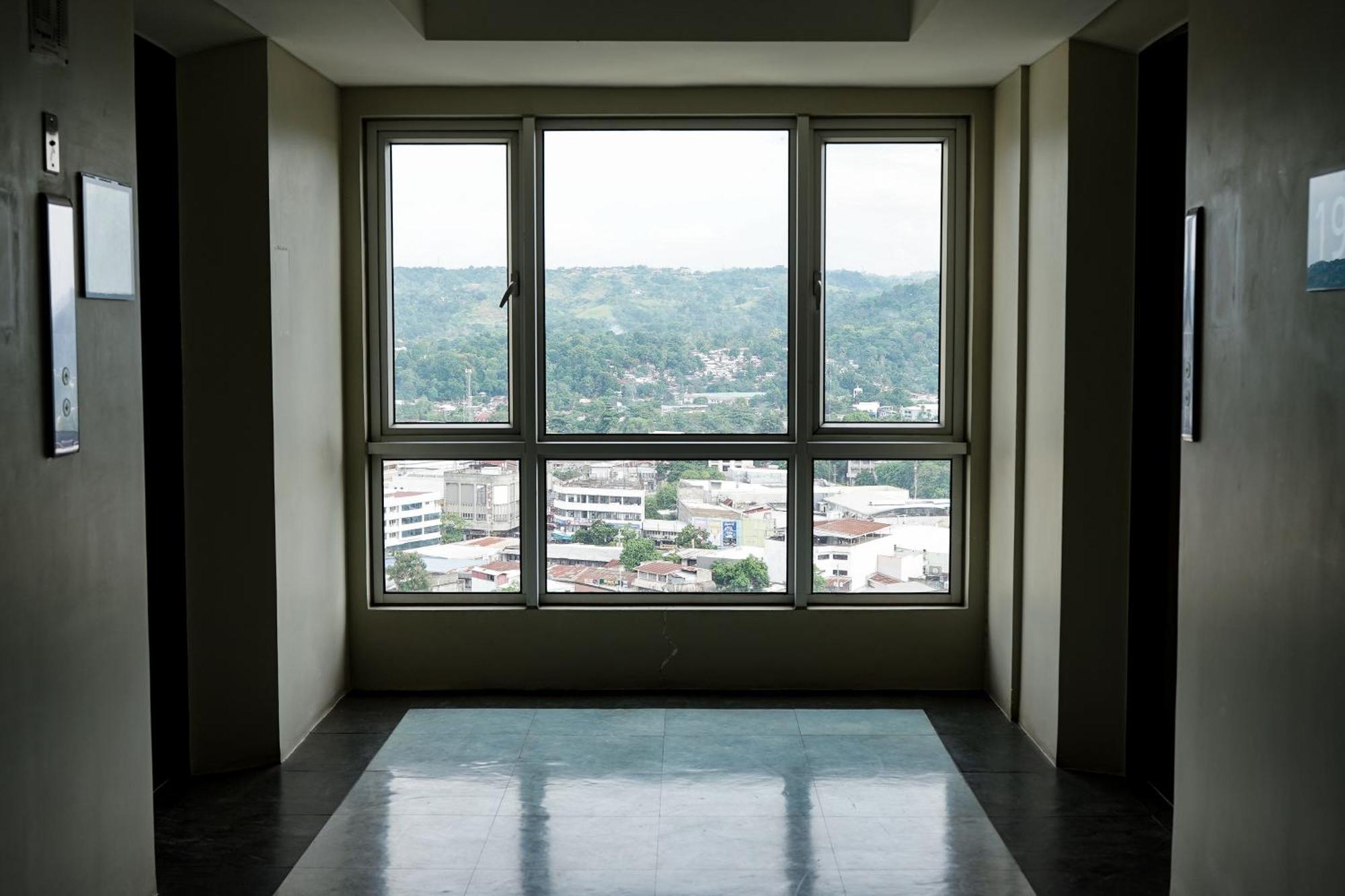 קגיאן דה אורו Modern Designed Studio Condo Near Ayala Centrio מראה חיצוני תמונה