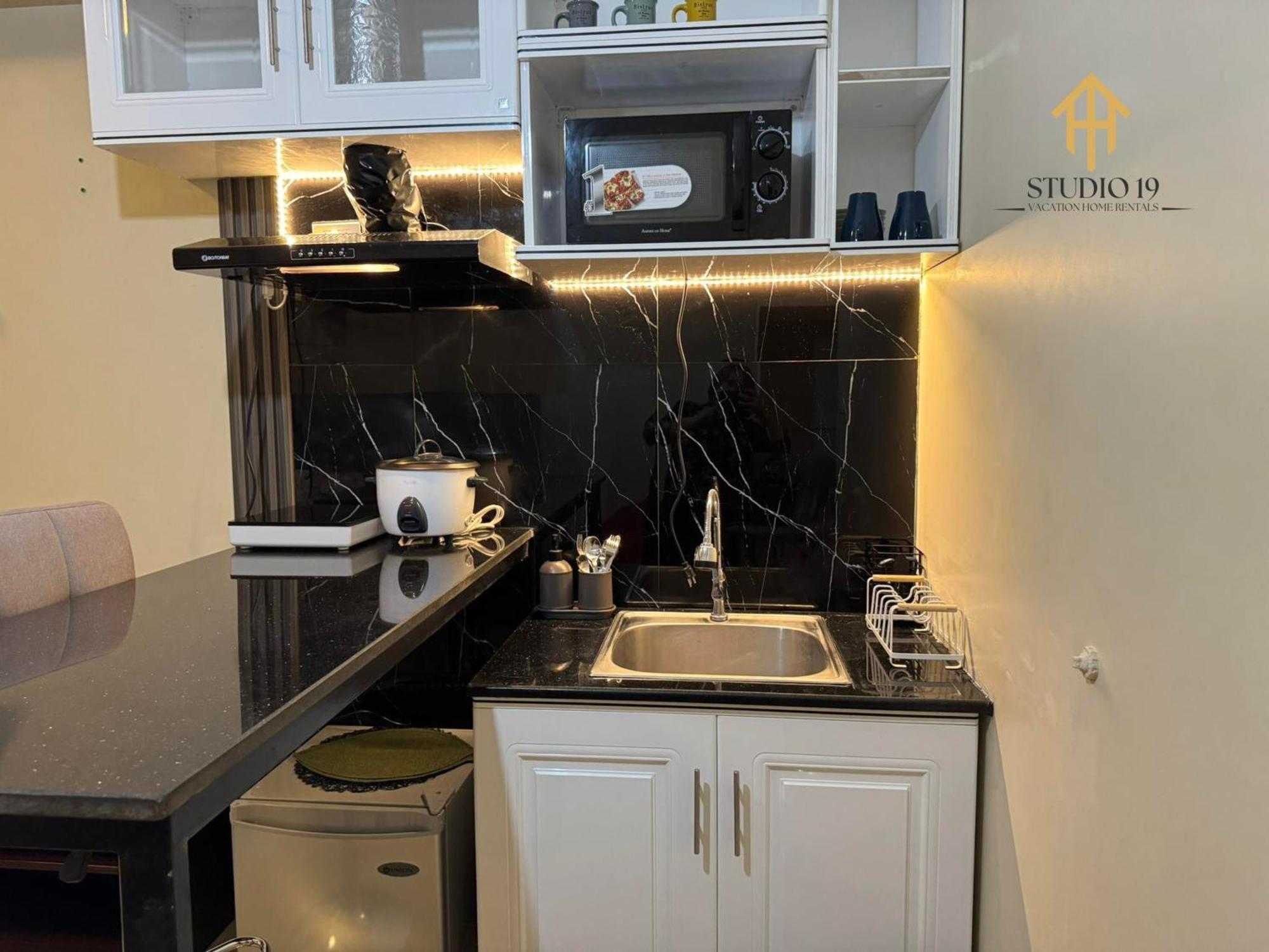 קגיאן דה אורו Modern Designed Studio Condo Near Ayala Centrio מראה חיצוני תמונה